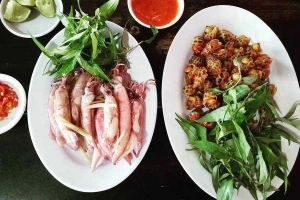 Quán Ăn Bờ Kè Gia Đình - Hải Sản Bình Dân