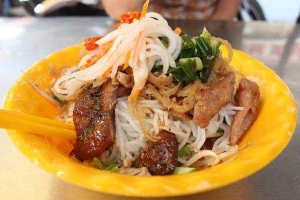 Quán Ăn Bún Bì Thịt Xào