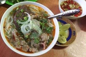 Quán Ăn Bún Bò Bà Bốn
