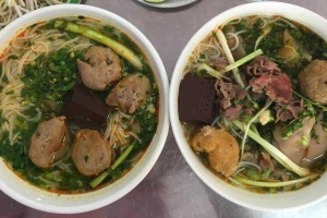Quán Ăn Bún Bò Huế & Chè Sài Gòn