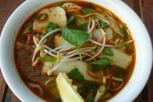 Quán Ăn Bún Bò Huế - Dương Đình Nghệ