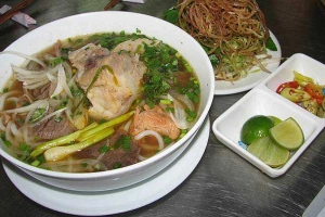 Quán Ăn Bún Bò Huế Phương Vân
