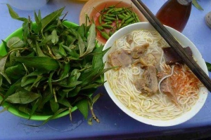 Quán Ăn Bún Bò Rau Răm - Trần Hưng Đạo