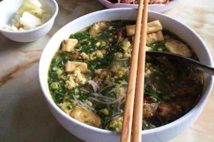 Quán Ăn Bún Cá Gốc Nhội