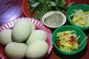 Quán Ăn Bún Cá & Trứng Vịt Lộn