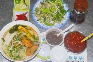 Quán Ăn Bún Chả Cá Cô Hạnh