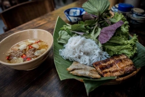 Quán Ăn Mủn Quán - Món Ngon Hà Nội - Quang Trung