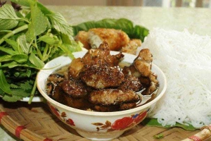Quán Ăn Bún Chả Hà Nội - Trần Hưng Đạo