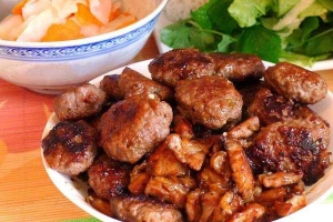 Quán Ăn Bún Chả Tân Sơn - Lê Hồng Phong