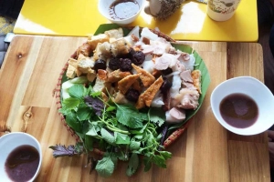 Quán Ăn Bún Đậu Mẹt Quán - Phùng Chí Kiên