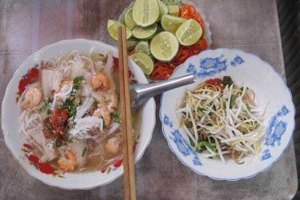 Quán Ăn Bún Gỏi Dà