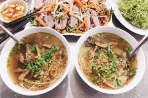 Quán Ăn Bún Măng Vịt, Bún Riêu Chả & Miến Măng Gà