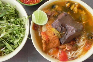 Quán Ăn Bún Riêu Tú Điền
