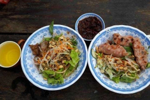 Quán Ăn Bún Thịt Nướng & Cơm Tấm - Quán Bình Dân