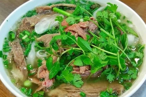 Quán Ăn Cam Bình - Phở Bò, Bún Bò & Bún Giò Heo