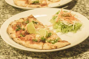 Quán Ăn Can Pizza