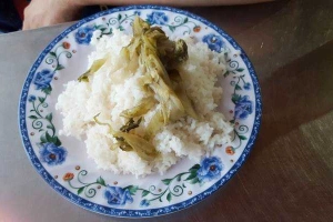 Quán Ăn Căn Tin Kí Túc Xá Đại Học Võ Trường Toản