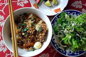 Quán Ăn Cao Lầu & Mì Quảng Bích
