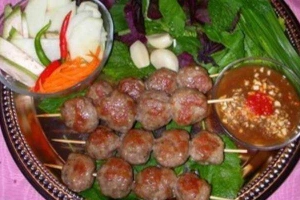 Quán Ăn Cây Mận - Nem Nướng