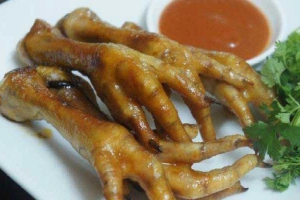 Quán Ăn Cây Me - Chuyên Bia Hơi, Đồ Nhậu