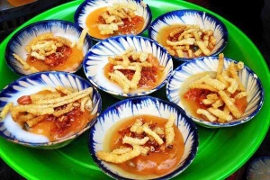 Quán Ăn Cây Me - Mì Quảng & Bánh Bèo