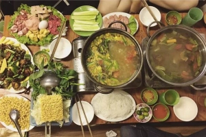 Quán Ăn Cây Si - Cơm & Lẩu