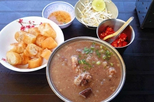 Quán Ăn Cháo Lòng Bình Dân - Hoàng Văn Thụ