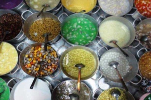 Quán Ăn Chè Cung Đình Huế