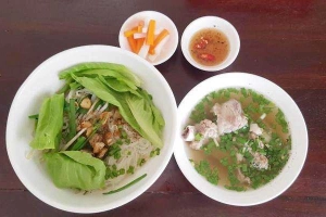 Quán Ăn Chi - Cháo Quảng, Hủ Tiếu & Bánh Canh