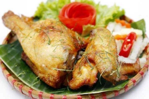 Quán Ăn Chiếu Hoa Quán - Ngọc Lâu
