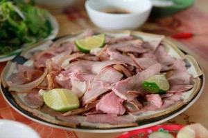 Quán Ăn Chín Tiên - Bê Thui Cầu Mống