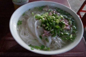 Quán Ăn Cô Lan - Phở & Bò Né