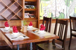Quán Ăn Cỏ Nội Vegetarian - Bông Sen Hotel