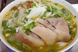 Quán Ăn Cô Tâm - Bún & Phở
