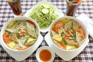 Quán Ăn Cô Tư - Bún Bò & Bún Chả Cá