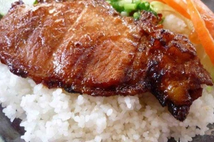 Quán Ăn Cơm 31 - Lê Lợi