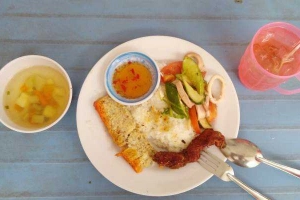 Quán Ăn Cơm, Bánh Mì & Hủ Tiếu