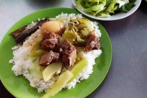 Quán Ăn Cơm Bình Dân Mười Thứ