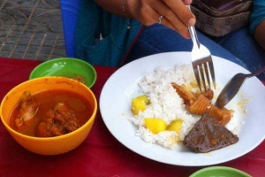 Quán Ăn Cơm Cà Ri Gà