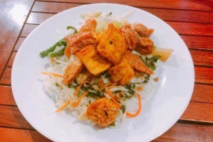 Quán Ăn Cơm Chay 8000