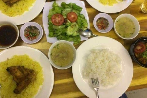 Quán Ăn Cơm Gà 111