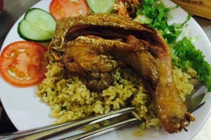 Quán Ăn Cơm Gà 69