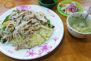 Quán Ăn Cơm Gà Cô Bảy
