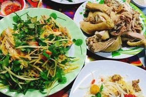 Quán Ăn Cơm Gà Giếng Đình