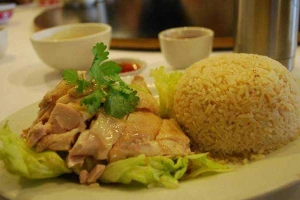 Quán Ăn Cơm Gà Hải Nam - Tuệ Tĩnh Kéo Dài