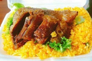 Quán Ăn Cơm Gà Xối Mỡ 79