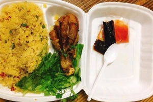Quán Ăn Cơm Gà Xối Mỡ - Mạo Khê