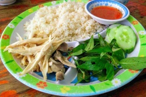 Quán Ăn Cơm Gà 81