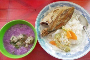 Quán Ăn Cơm Hoàng Mai