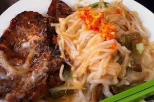 Quán Ăn Cơm Lê Các - Đoàn Thị Điểm